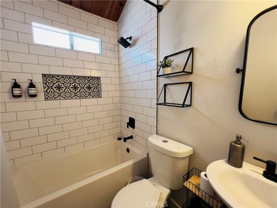 Beautifully upgraded cabin in Big Bear City, perfect as a - photo 28