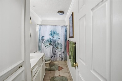 Well maintained 3-bedroom home in the peaceful, relaxing - photo 29