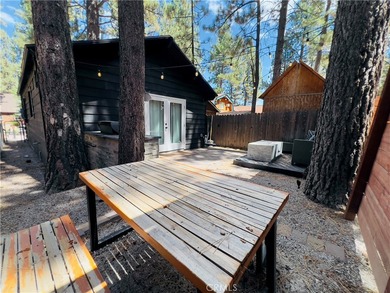Beautifully upgraded cabin in Big Bear City, perfect as a - photo 34