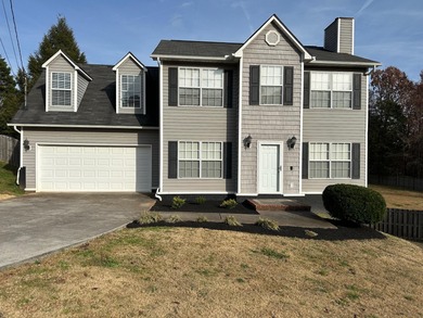 Fort Loudoun Lake Home Sale Pending in Knoxville Tennessee