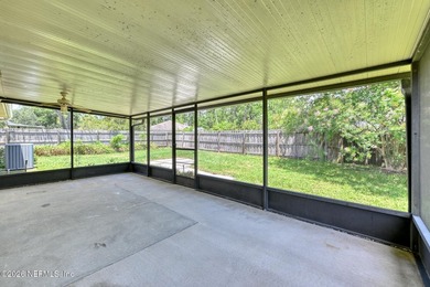 Welcome home! This 3-bedroom, 2-bathroom home offers features - photo 4