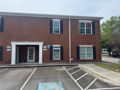 785 King George Blvd - photo 1