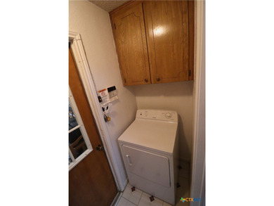Quiet neighborhood with easy access to Fort Hood. Full brick - photo 13