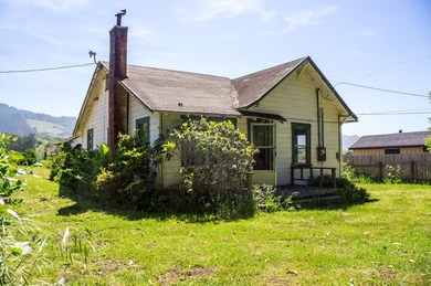 The historic Biaggi Ranch is situated on Mendocino's pristine - photo 15
