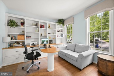 Tucked into a quiet cul-de-sac in the sought-after Northridge - photo 16