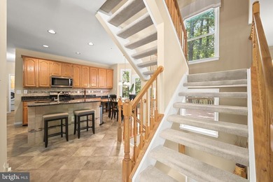 Tucked into a quiet cul-de-sac in the sought-after Northridge - photo 20