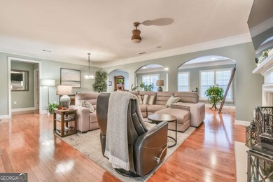 This well-maintained and beautifully kept home features the - photo 21
