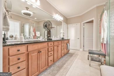 This well-maintained and beautifully kept home features the - photo 33