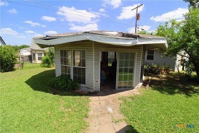 Quiet neighborhood with easy access to Fort Hood. Full brick - photo 33