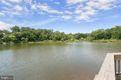 Tucked into a quiet cul-de-sac in the sought-after Northridge - photo 47