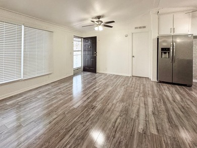 Freshly painted 3 bed, 2 bath home with new appliances and open - photo 7