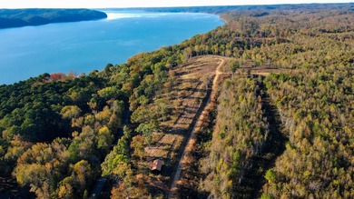 Pickwick Lake Acreage For Sale in Florence Alabama