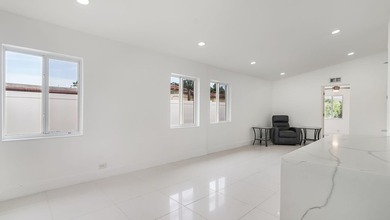Beautifully Updated East Boca Home - No HOA! Welcome to this - photo 12