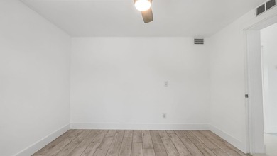 Beautifully Updated East Boca Home - No HOA! Welcome to this - photo 18