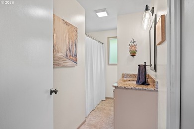 Welcome home to this well-maintained 4-bedroom, 2-bath - photo 29