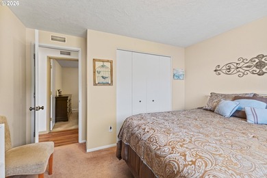 Welcome home to this well-maintained 4-bedroom, 2-bath - photo 32