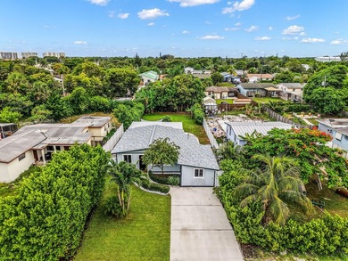 Beautifully Updated East Boca Home - No HOA! Welcome to this - photo 33