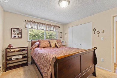 Welcome home to this well-maintained 4-bedroom, 2-bath - photo 34
