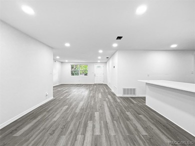This stunning 3-bedroom, 2-bathroom home has been completely - photo 5