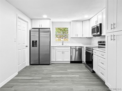 This stunning 3-bedroom, 2-bathroom home has been completely - photo 10