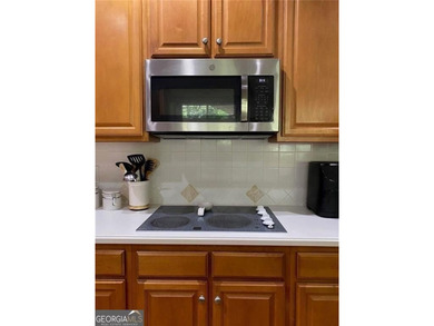 Motivated Sellers offering a $10,000 allowance for upgrades and - photo 11