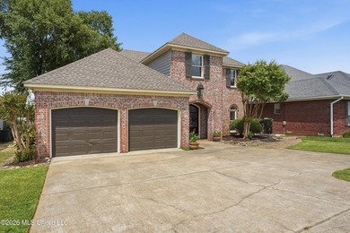 This 3 bedroom 2.5 bath custom built, 1 owner home is ready to - photo 4