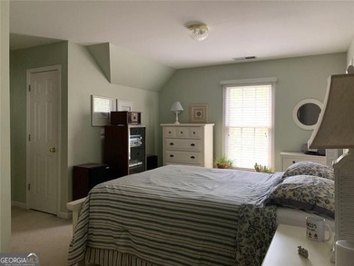 Motivated Sellers offering a $10,000 allowance for upgrades and - photo 15
