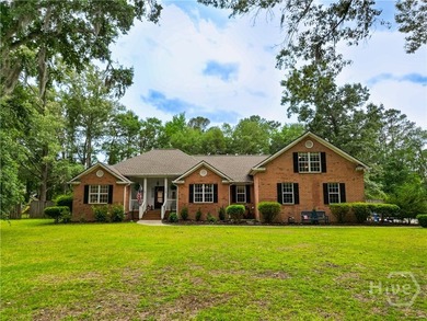 Welcome Home to 112 Mill Hill Rd. This 5 bedroom, 3 bathroom - photo 5
