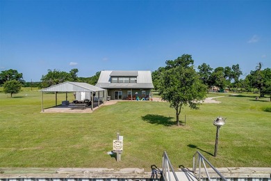 Tin Top River Ranch offers a rare combination of recreational - photo 4