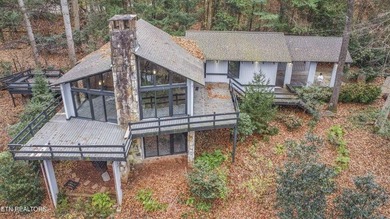 Fort Loudoun Lake Home For Sale in Knoxville Tennessee