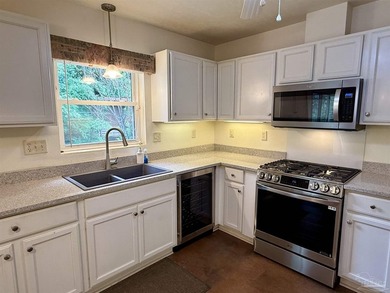 Just north of the highly desirable East Hill neighborhood and a - photo 35