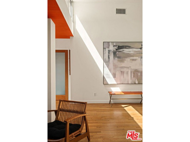 Welcome to 1076 Palms Boulevard - a rare architectural compound - photo 4