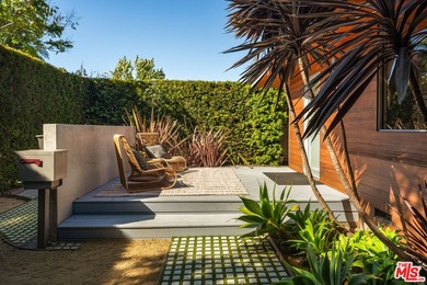 Welcome to 1076 Palms Boulevard - a rare architectural compound - photo 7
