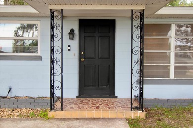 FOR SALE - 2 Bedroom/1 Bath single family home.  This is a - photo 4