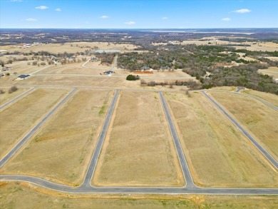 Luxury lake living at its finest! This 0.174 Acre lot in the - photo 6