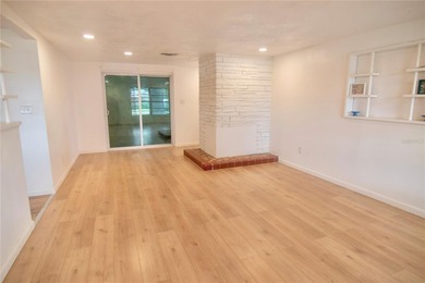 FOR SALE - 2 Bedroom/1 Bath single family home.  This is a - photo 8