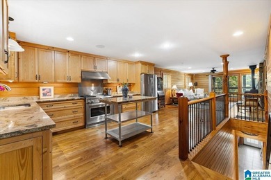 Beautiful waterfront log cabin offering 3 bedrooms, 2.5 - photo 9