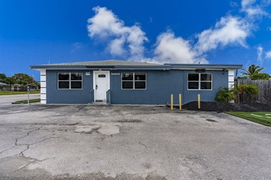 Unique mixed-use investmnet opportunity featuring a fully - photo 1