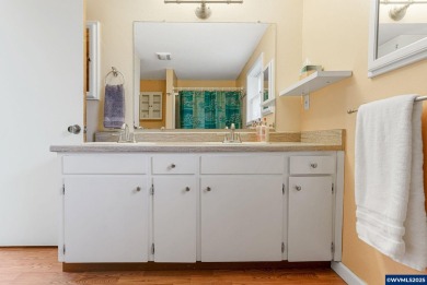 Accepted Offer with Contingencies. !!Multi-generational /DUAL