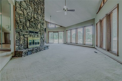 Located on the Springdale Country Club golf course, this 3,754 - photo 5