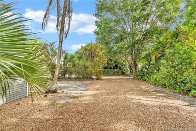 Bring the Boat or RV! Charming 1925 vintage home just outside - photo 31