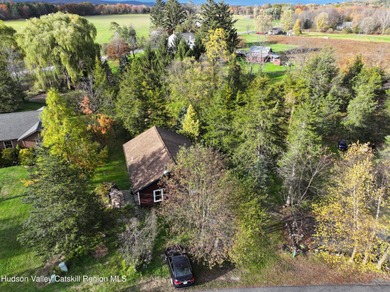 Sleepy Hollow Lake Home Active Under Contract in Coxsackie New York