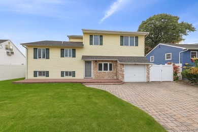 1012-N-Ontario-Ave-Lindenhurst-NY-11757 Turnkey 5-Bedroom - photo 1