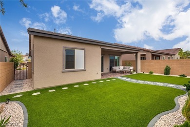 This single-story home in Henderson's Cadence community offers