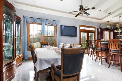 An Unrivaled Newport Enclave! Discover a rare sanctuary of - photo 23