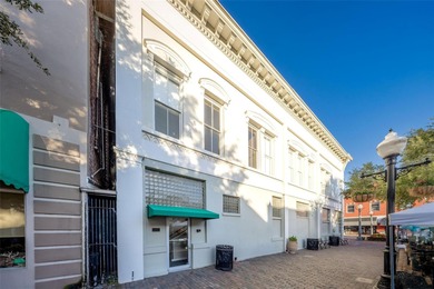PRICED BELOW APPRAISAL! Don't miss this rare opportunity to own - photo 5