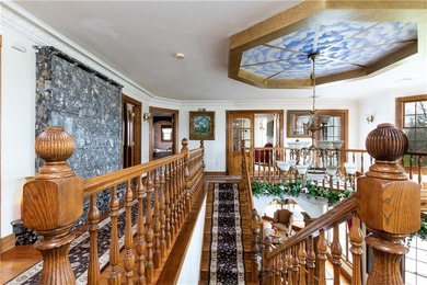 An Unrivaled Newport Enclave! Discover a rare sanctuary of - photo 26