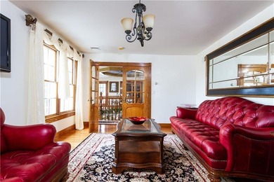 An Unrivaled Newport Enclave! Discover a rare sanctuary of - photo 28