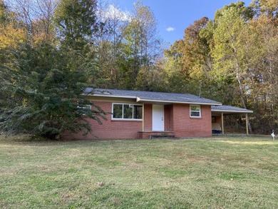 Chickamauga Lake Home For Sale in Decatur Tennessee
