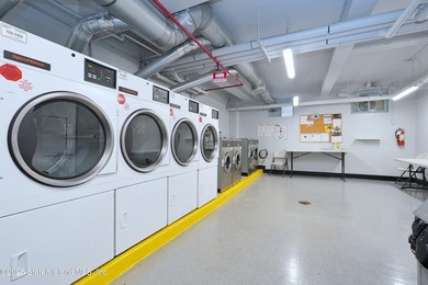 For the first time ever, this one-of-a-kind two-unit apartment - photo 35